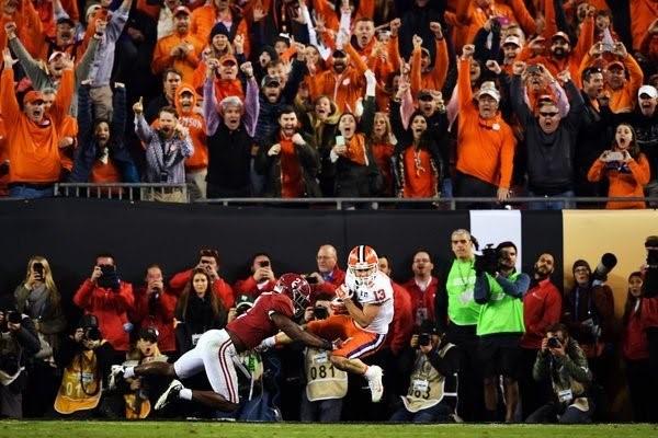 Clemson's Deshaun Watson delivered his second touchdown strike to Hunter Renfrow with one second left in the game