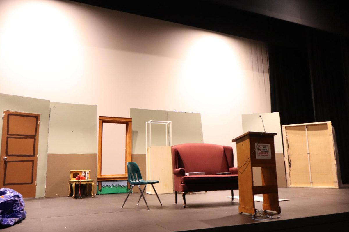 Behind the Spotlight: Cast and Crew Bring the Fall Play to Life